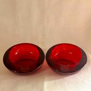 Vintage Viking Glass Round Deco Ashtrays